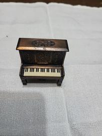 Temperino Vintage raro Pianoforte Verticale Playme