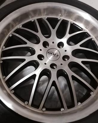 4Dunlop Sport Maxx 245/40 ZR19+Cerchi DOTZ in lega