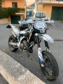 Husqvarna sm125 2t anno 2015