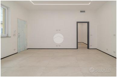 CASA SEMINDIPENDENTE A TORINO