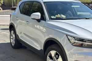 Volvo XC 40 T2 anno 2021