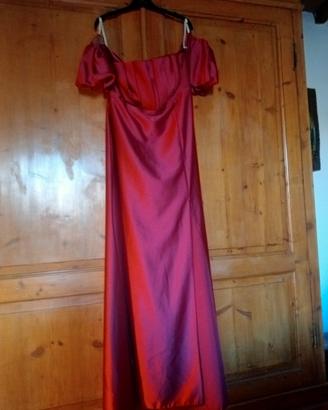 vestito da cerimonia mai indossato 