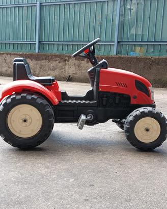 trattore a pedali 