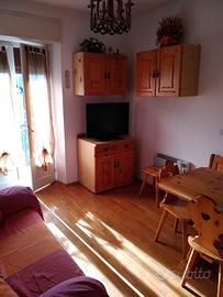 Casa indipendente piano terra ampio garage orto