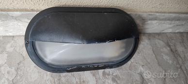 plafoniera da esterno completa di lampadina 