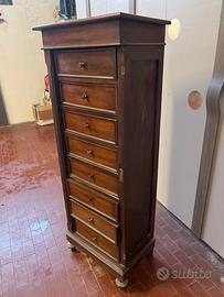Cassettiera antica