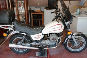 Moto Guzzi V 35 - 1985