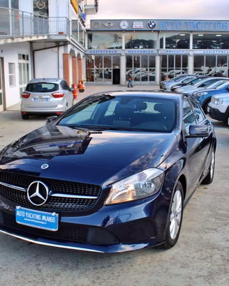 MERCEDES - Classe A - A 160 d Automatic Business
