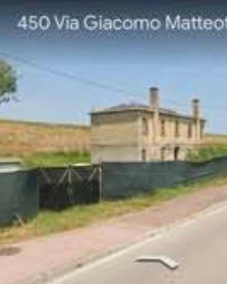 Terreno con casa collabente