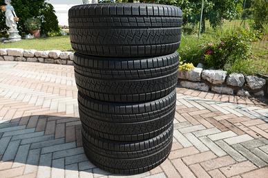 gomme invernali Triangle 255\45\19 al 85%