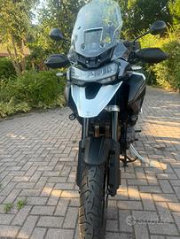 Triumph tiger 1200 gt pro