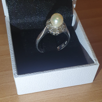 Anello in oro bianco del 1800