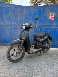 Scarabeo 50 Aprilia 2005