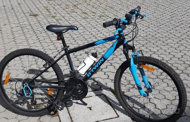 Bicicletta Mountain Bike BTWIN