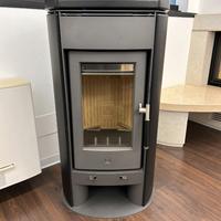 STUFA A LEGNA PIAZZETTA NUOVA E 917 NERA