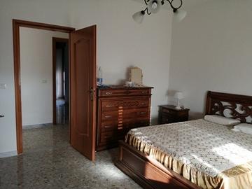 Privato Vende camera matrimoniale