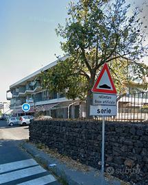 3 vani ristrutturato+garage in piccolo condominio