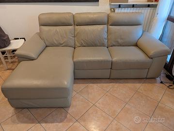 Divano Colorno tre posti Poltrone e sofà