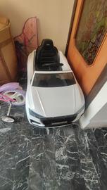 auto elettrica completa di tutto mini audi 