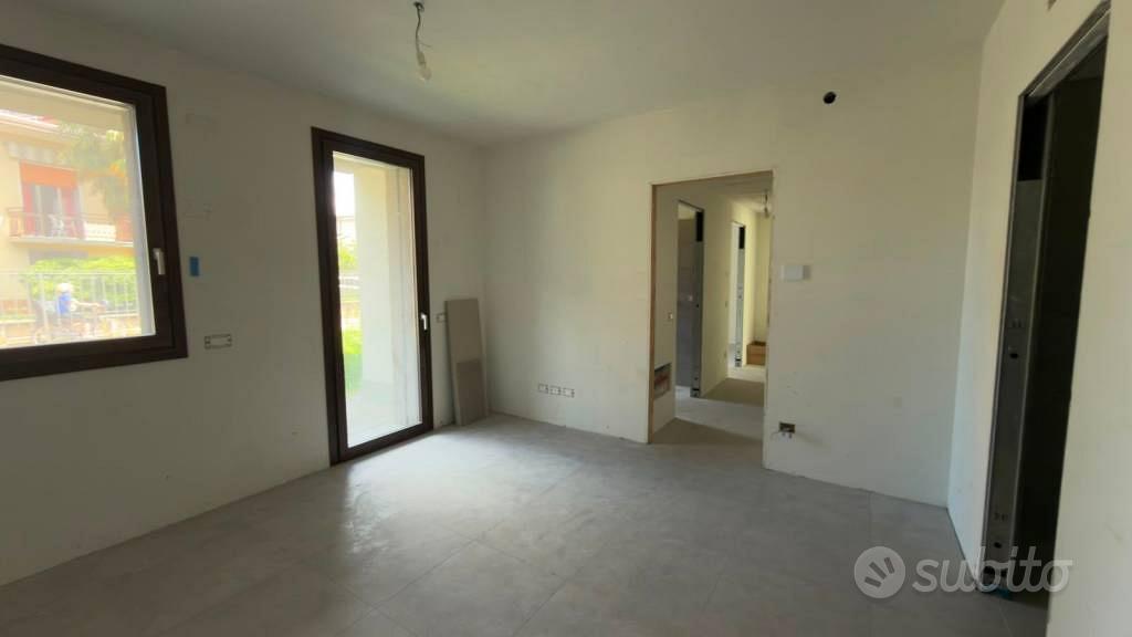 Appartamento – Lomagna, Cascina Tricudai - Altro