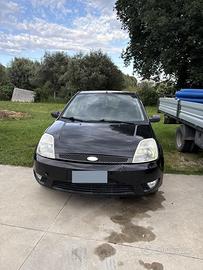 Veicolo per neopatentati ford fiesta