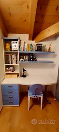 SCRIVANIA CON LIBRERIA E MENSOLE CAMERA DA LETTO