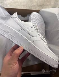 Nike Classic White Sneakers - EU42
