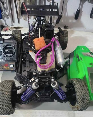 Automodello off road Marca Team Magic 1/8
