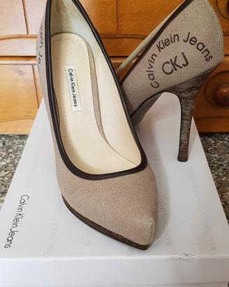 decolleté calvin klein