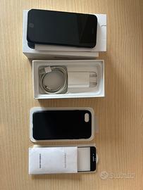 Iphone SE seconda generazione + cover e protezione