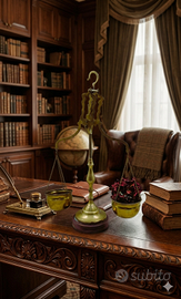 Bilancia Vintage decorativa in Ottone e Legno