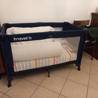 lettino da viaggio pieghevole con materasso