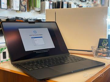 Macbook air 13 2024 m3 8gb/256gb con garanzia