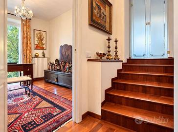 Appartamento di 140 m² con 4 locali a Monza