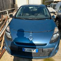 RENAULT CLIO 2011