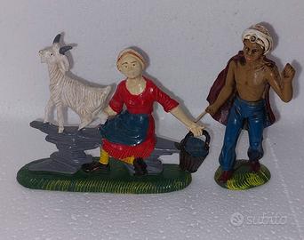 statuine presepe 2 pezzi in resina antiche