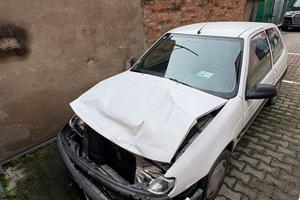 Citroen saxo del 1997 a gpl incidentata