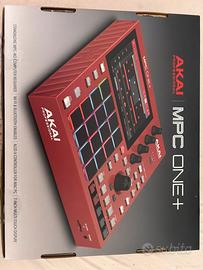 AKAI MPC One+ e Custodia Originale