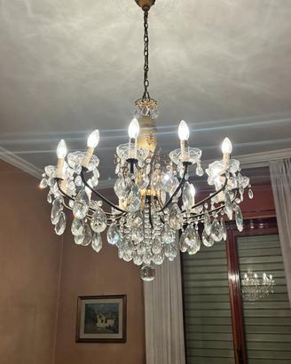 Lampadario con cristalli innottone