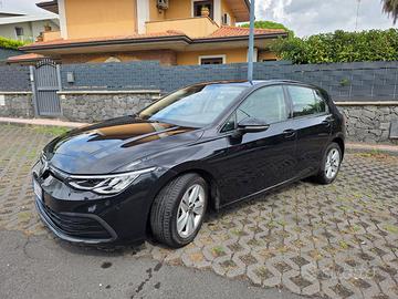 Volkswagen Golf 8 2.0 TDI 116Cv SCR Life