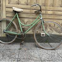 Bici donna 28 verde salvia