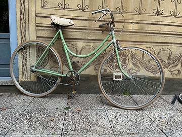Bici donna 28 verde salvia