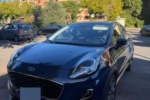 Ford Puma ecoboost Blu - allestimeno Titanium