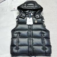 Moncler smanicato