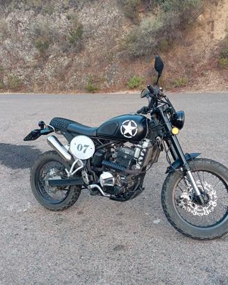 VERVEMOTO TRACKER 250 i