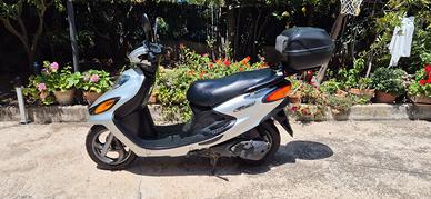 Scooter motorino YAMAHA  125 funzionante al TOP!!!