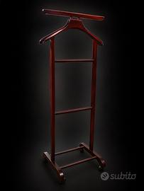 Servomuto vintage in legno con ruote
