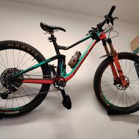 mtb enduro Scott 700tuned