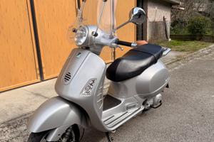 VESPA-200L Granturismo
