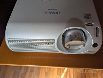 Proiettore Hitachi usato. Modello PJ TX10 Illumina